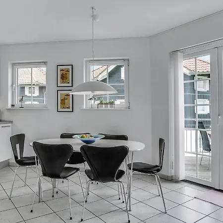 Awesome In With House Sea View Apartament *